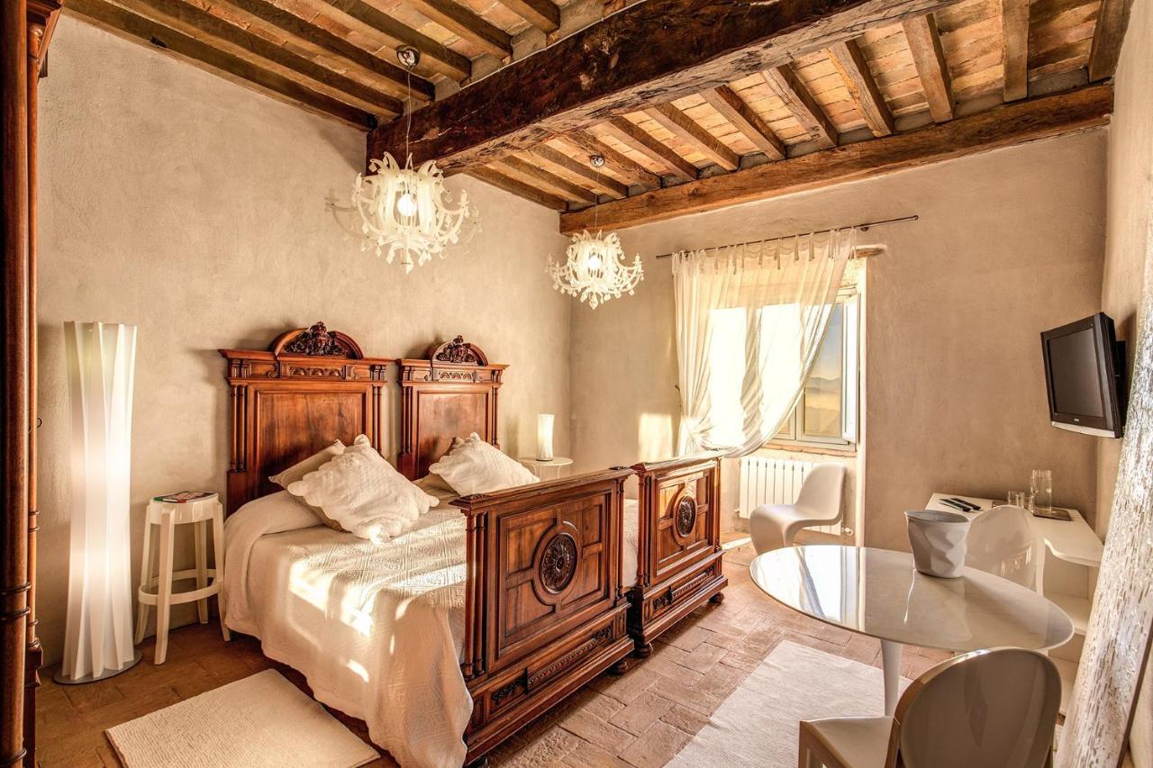 Torre Almonte Aparthotel Todi Eksteriør bilde