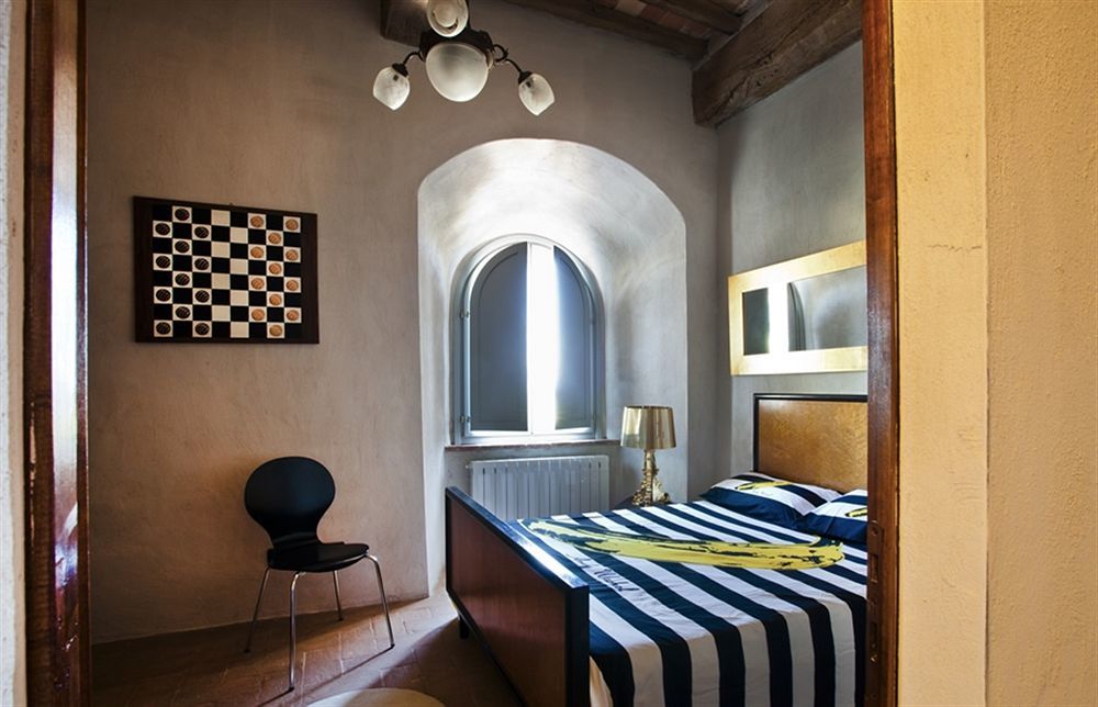 Torre Almonte Aparthotel Todi Eksteriør bilde