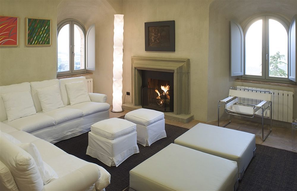 Torre Almonte Aparthotel Todi Eksteriør bilde