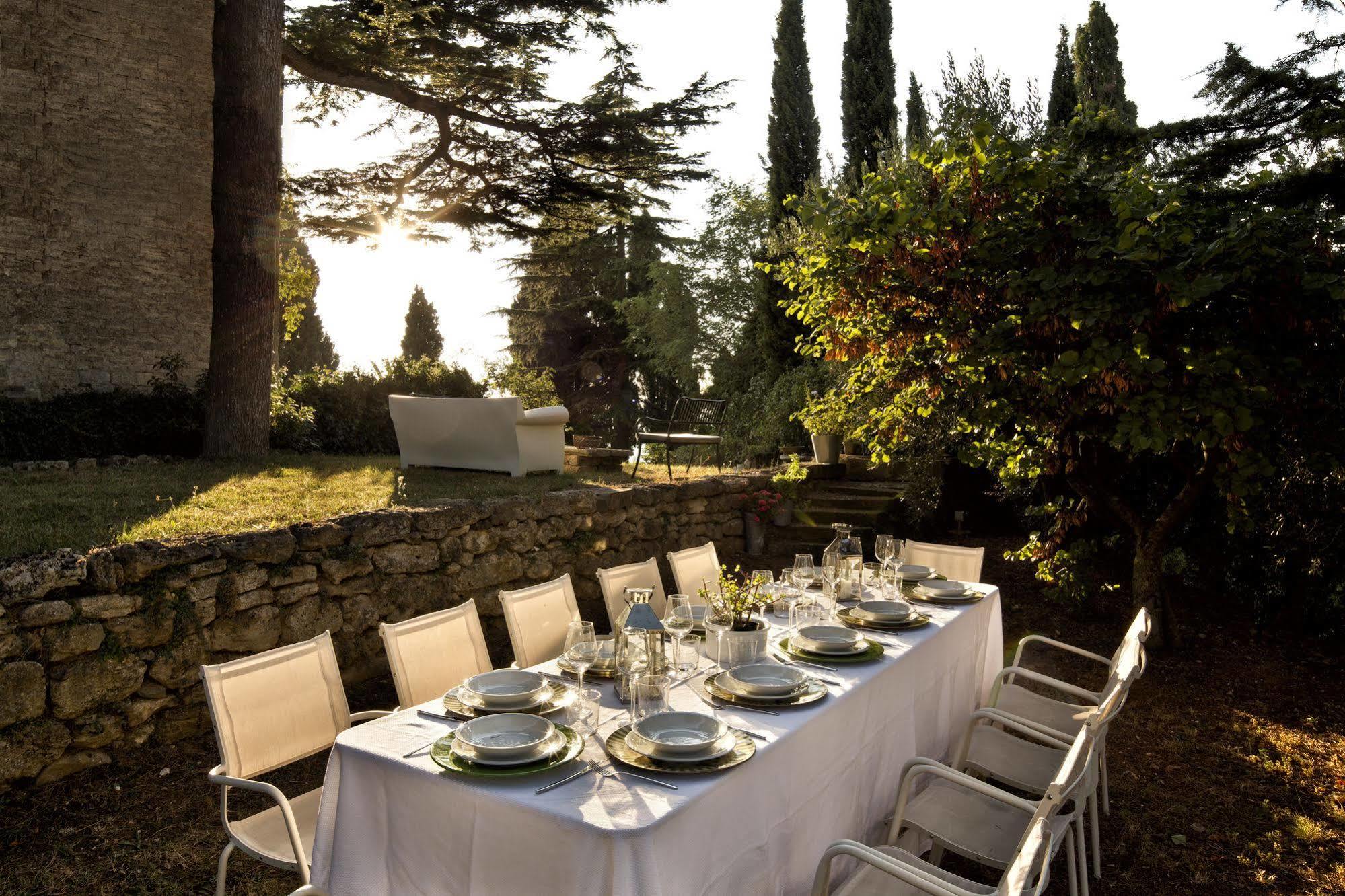 Torre Almonte Aparthotel Todi Eksteriør bilde